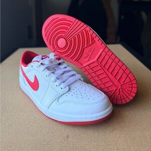 Jordan 1 Retro Low OG University Red - Size 9 - Dead Stock